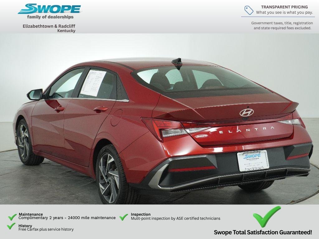 Used 2025 Ultimate Red Hyundai SEL Convenience image 5