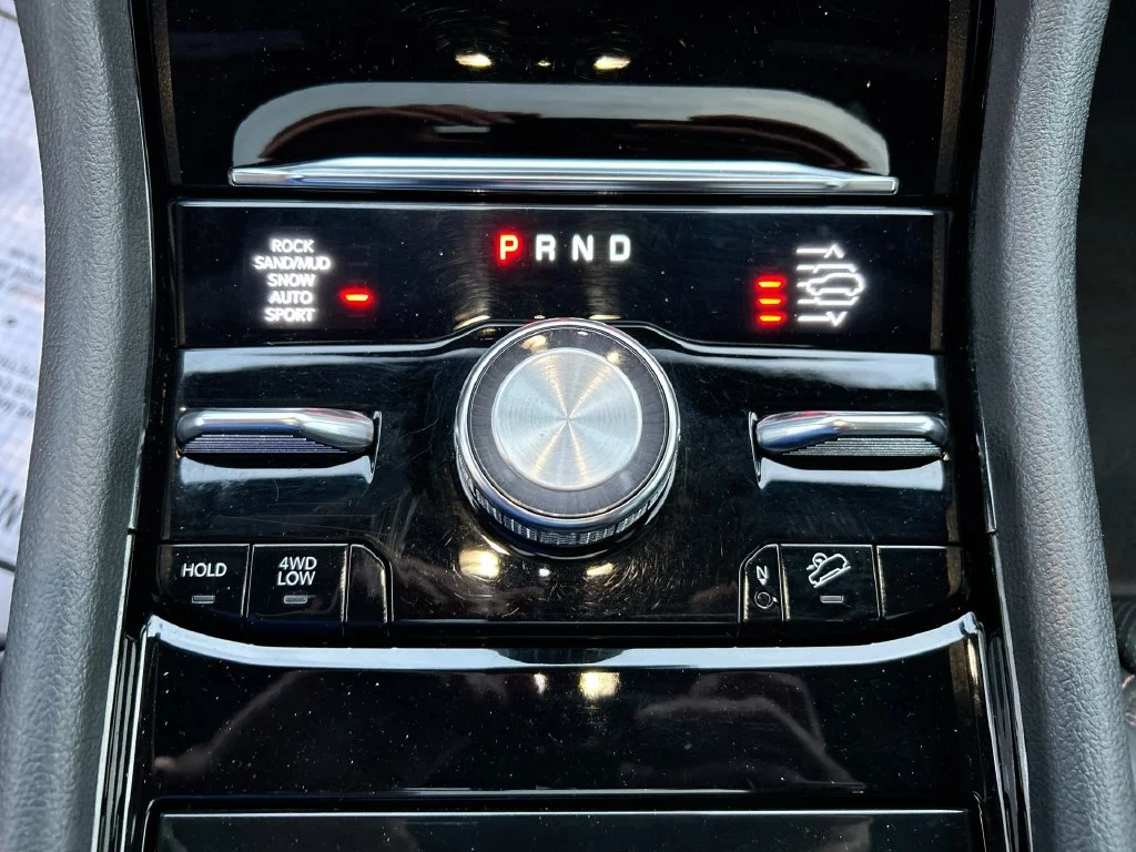Used 2022 Black Jeep Summit image 19