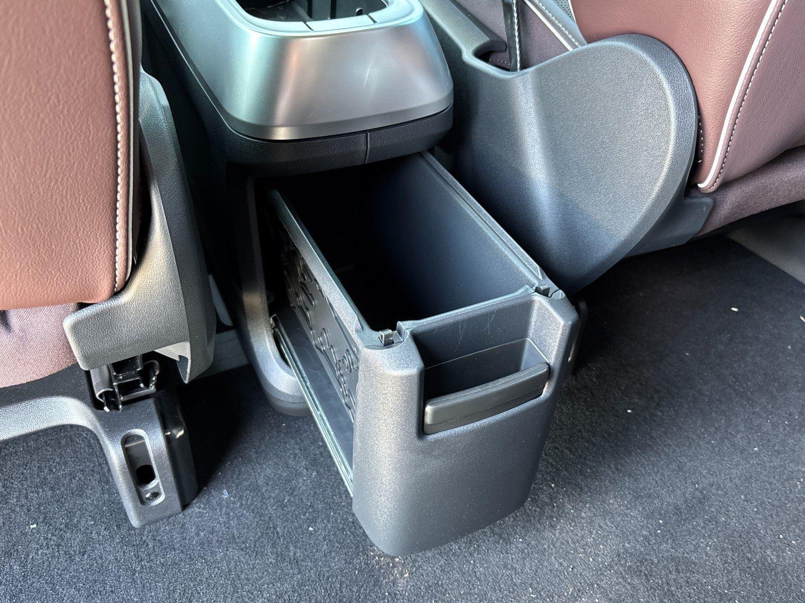 2025 Volkswagen ID. Buzz PRO S - Photo 33