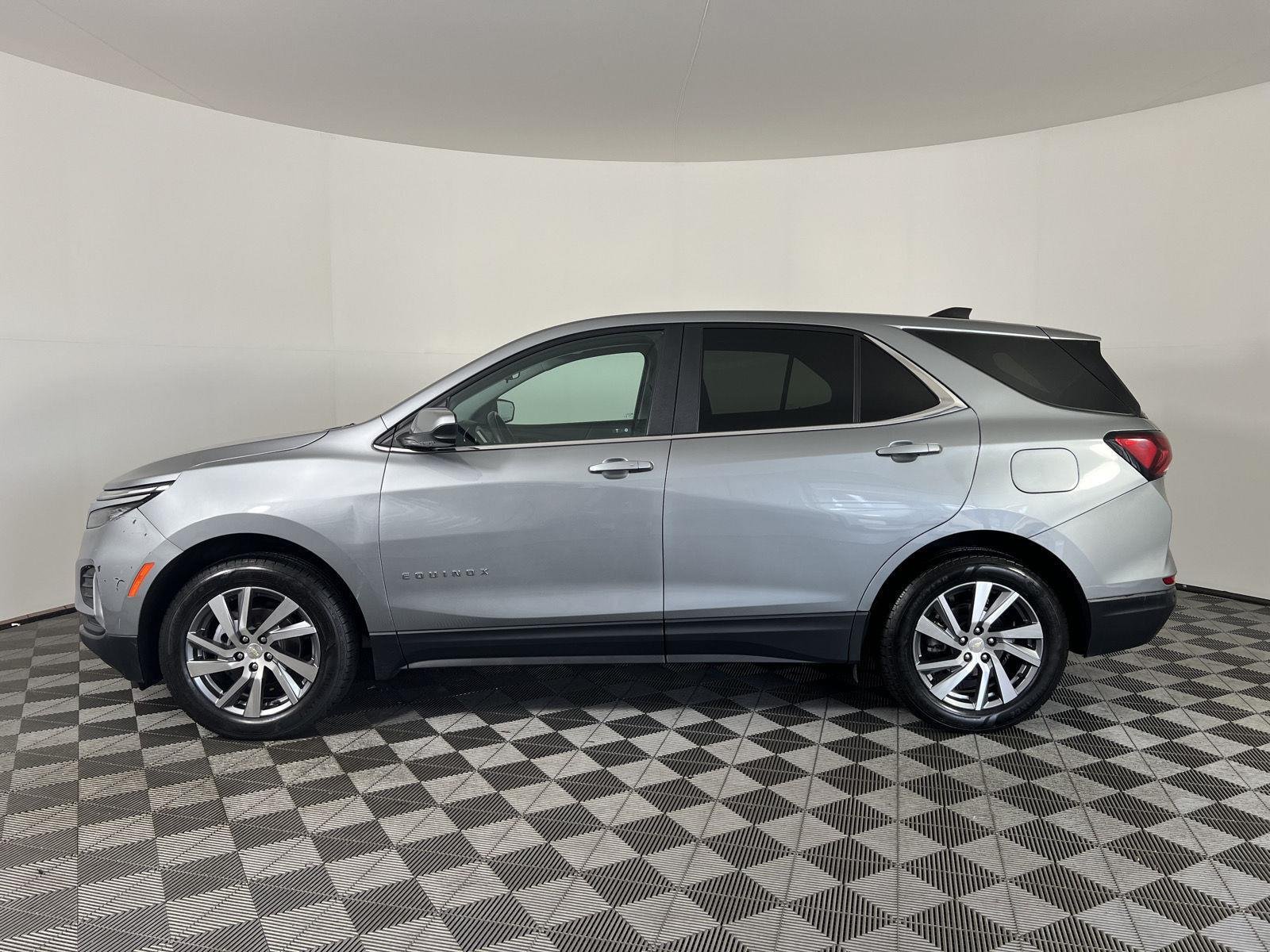 Used 2024 Sterling Gray Metallic Chevrolet LT image 28