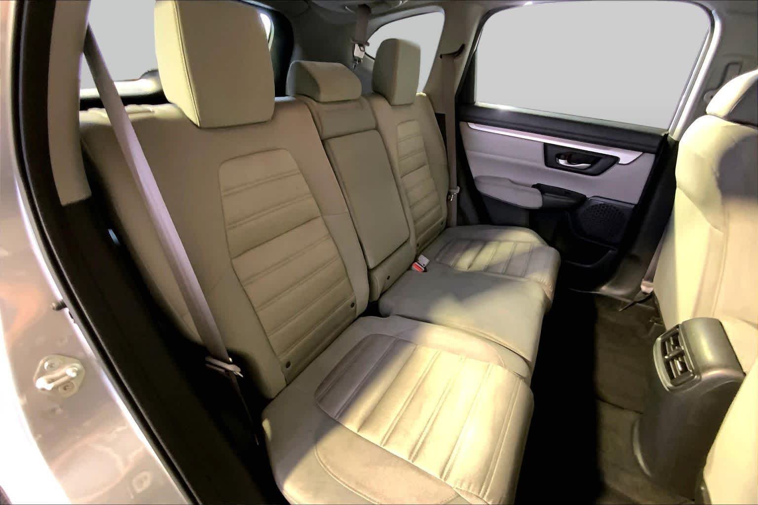 Used 2019 Lunar Silver Metallic Honda LX image 19