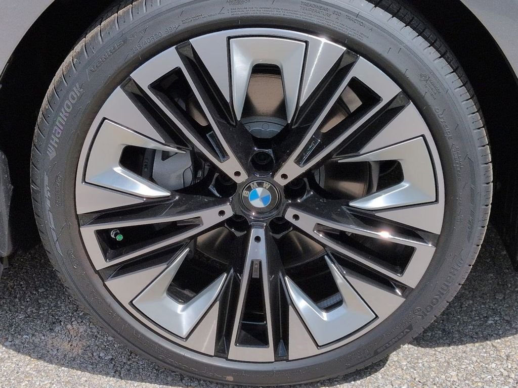New 2026 Gray Metallic BMW eDrive40 image 11