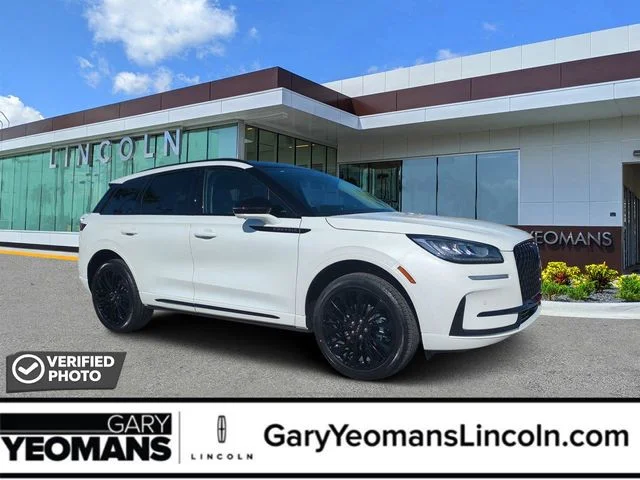 2026 Lincoln Corsair Premiere AWD's photo