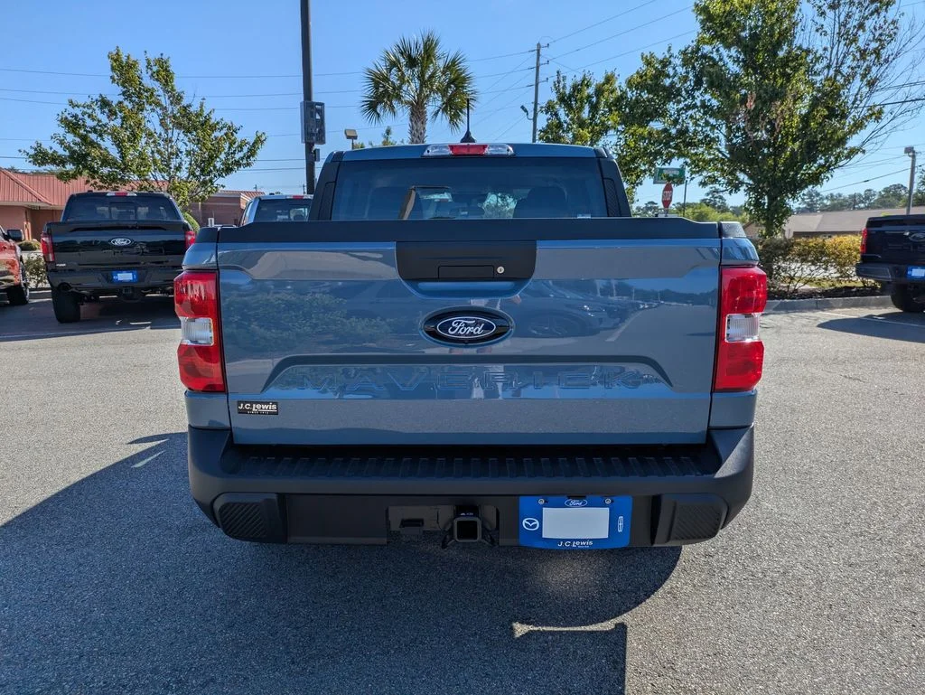 New 2026 Azure Gray Metallic Tri-Coat Ford XLT image 5