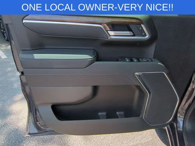 Used 2025 Silver GMC Elevation image 12