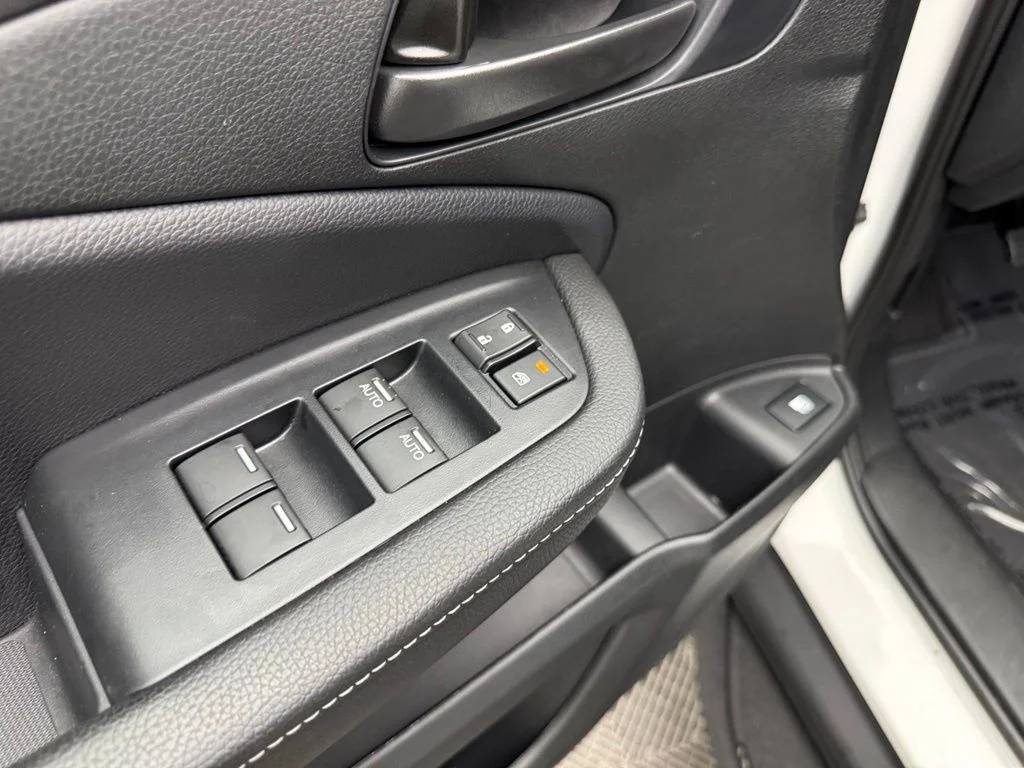 Used 2025 White Honda Sport image 19