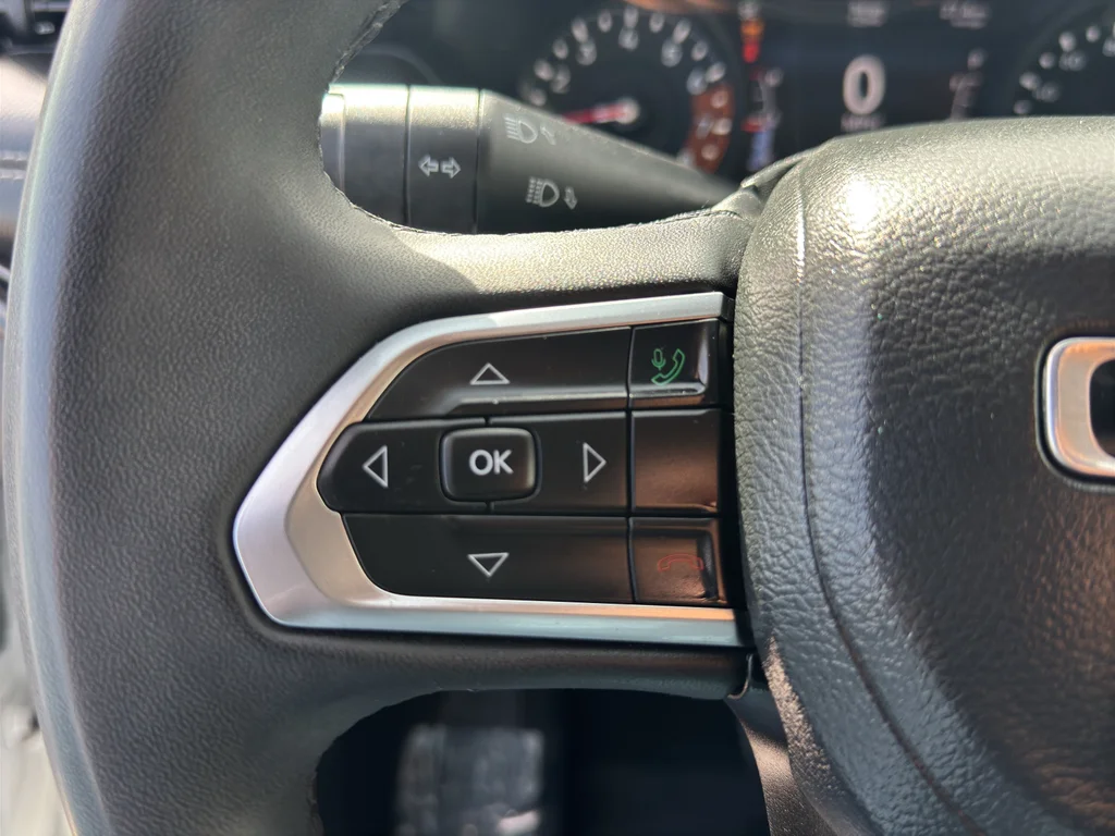 Used 2023 Bright White Clearcoat Jeep Altitude image 22