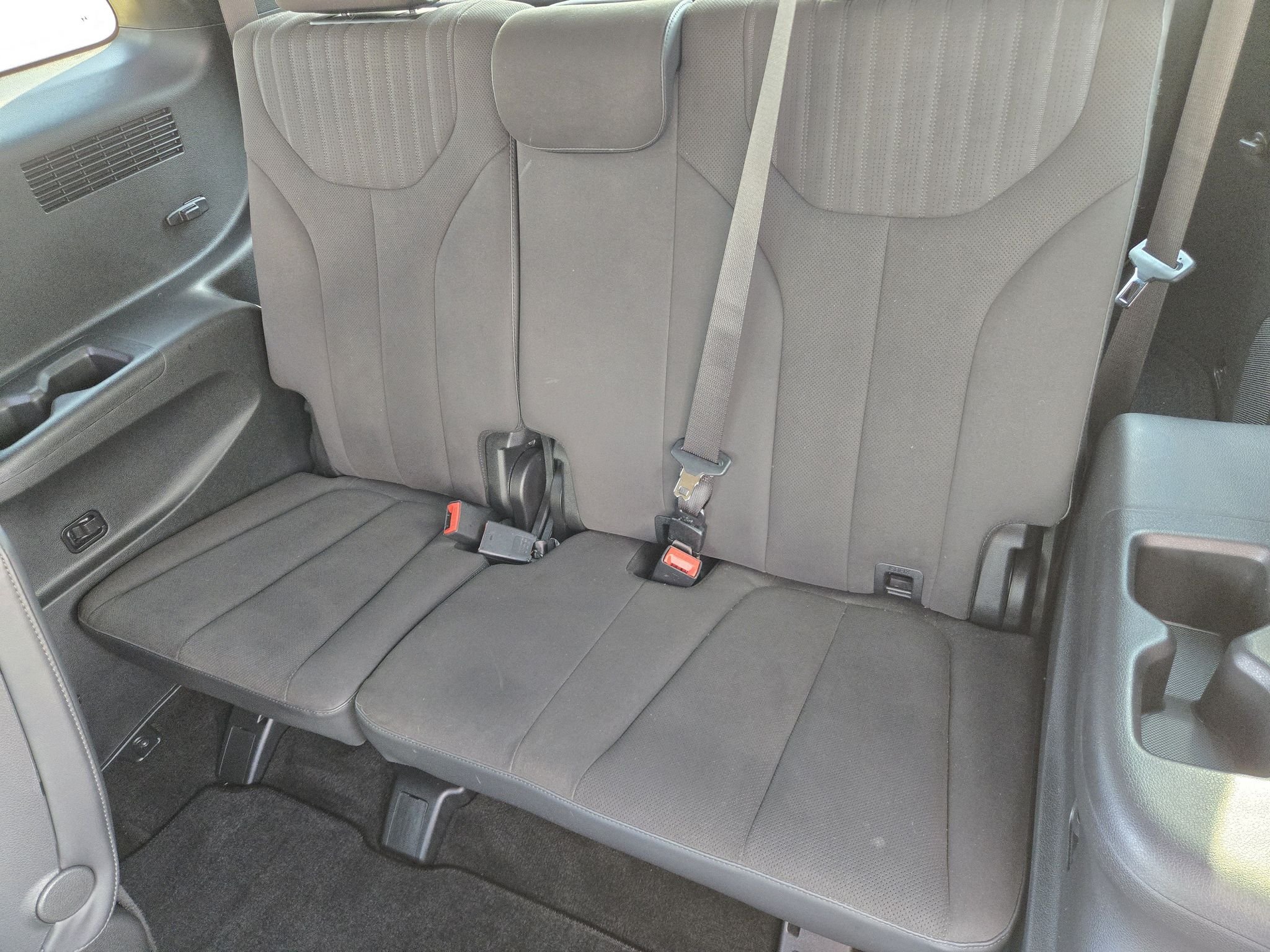 Used 2025 Hyper White Hyundai Calligraphy Night Edition image 32