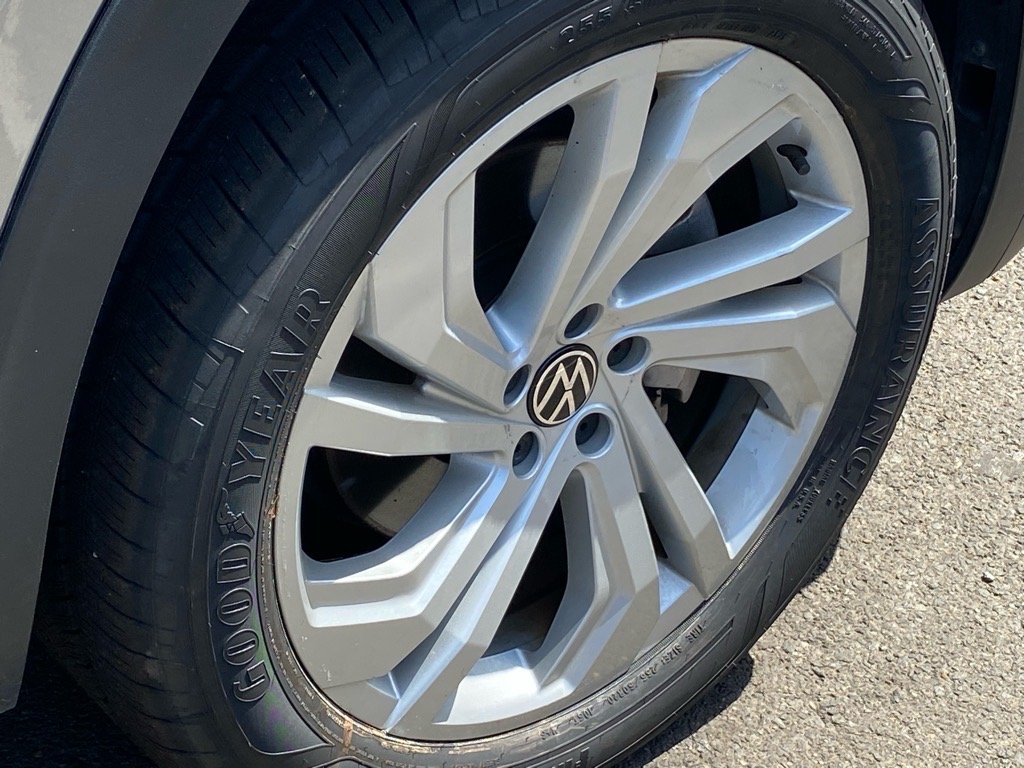2022 Volkswagen Atlas SE w/Tech - Photo 19