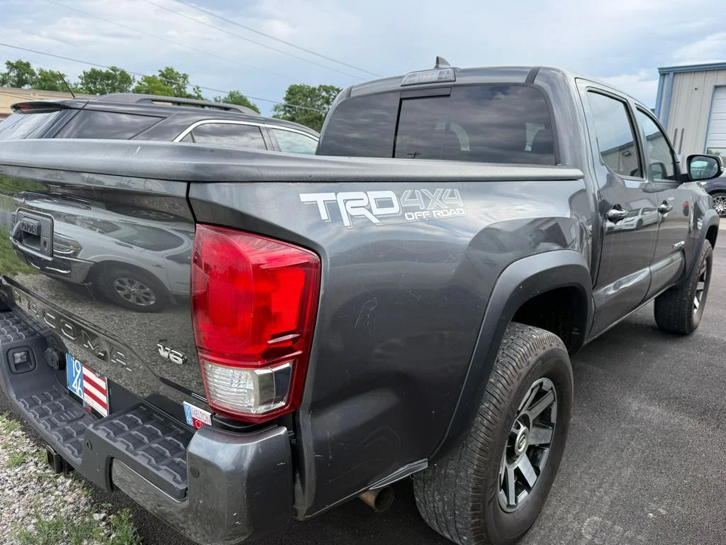 Used 2017 Gray Toyota TRD Off-Road image 13