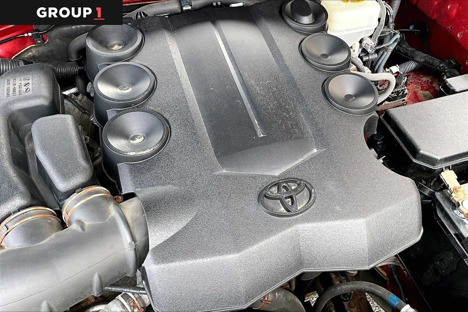 Used 2016 Barcelona Red Metallic Toyota SR5 Premium image 31