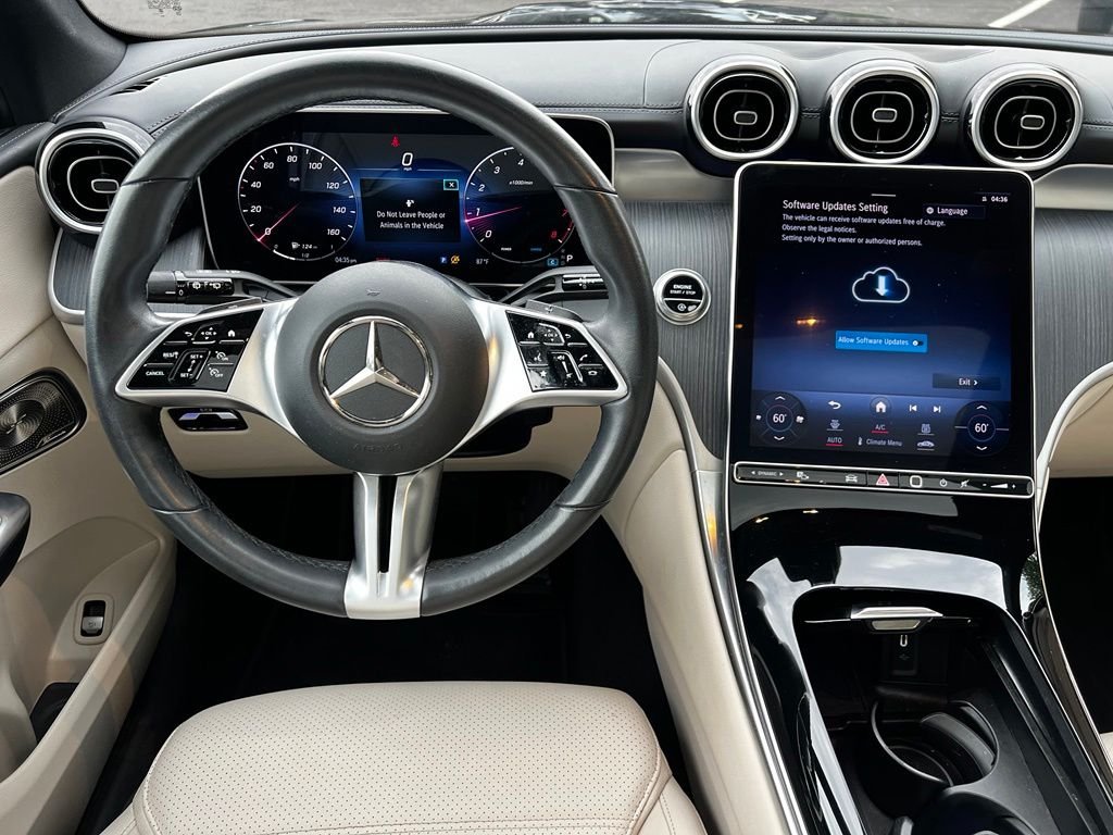 Used 2024 Blue Mercedes-Benz GLC 300 image 11