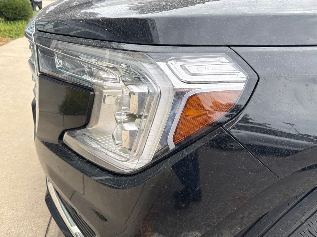 Used 2023 Black GMC Denali image 8