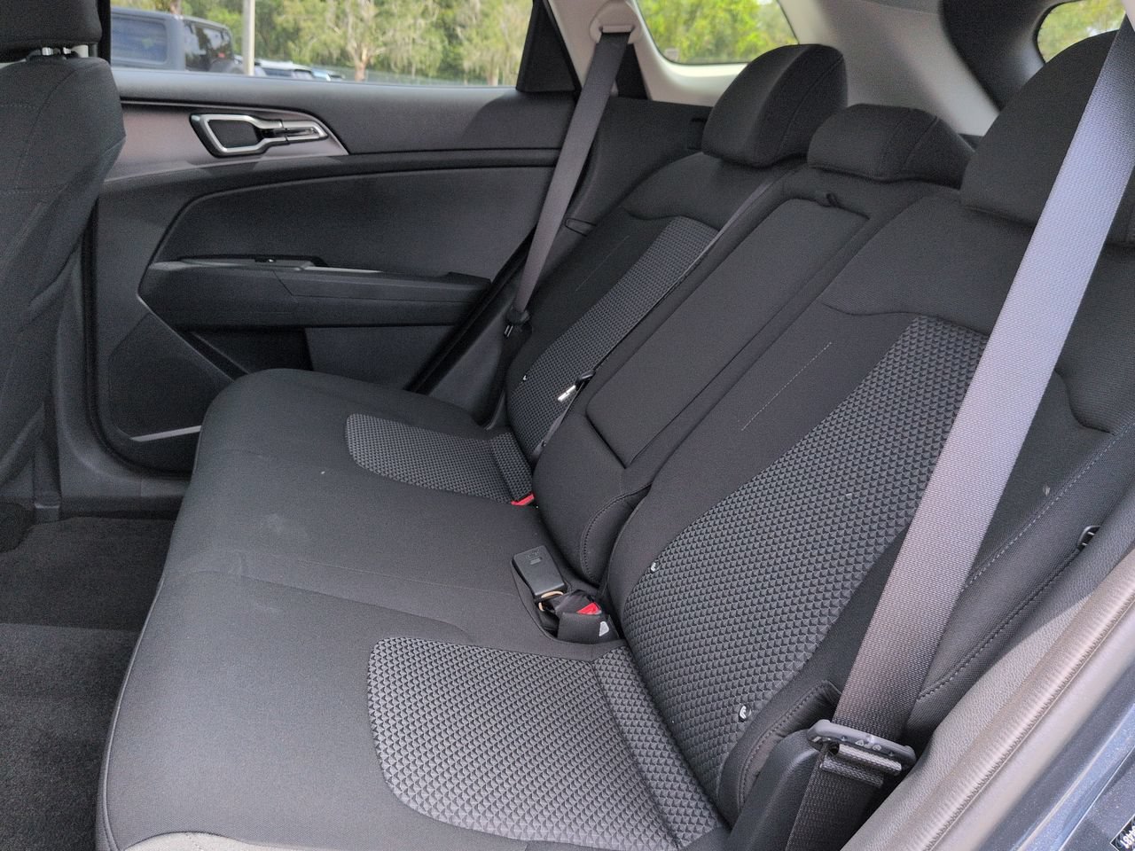 New 2027 Gravity Gray Kia LX image 16