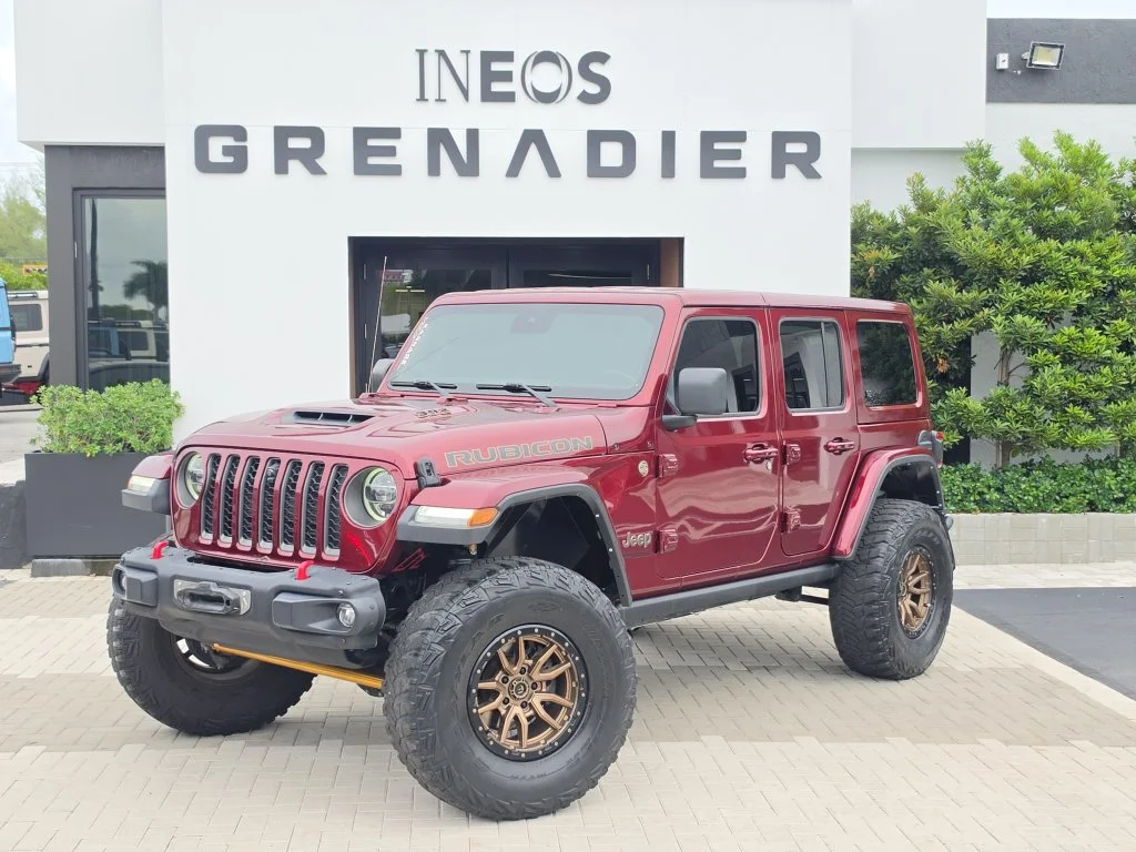 Used 2021 Snazzberry Pearlcoat Jeep Unlimited Rubicon 392 image 2