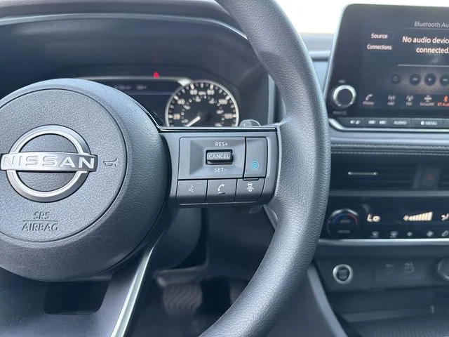 Used 2023 Blue Nissan SV image 17