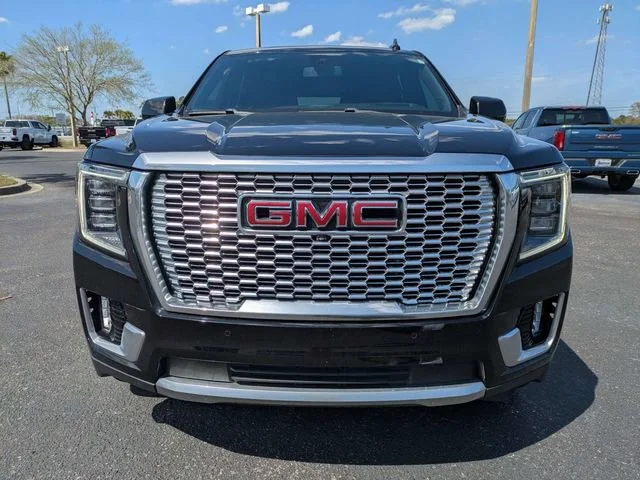 Used 2021 Onyx Black GMC Denali image 10