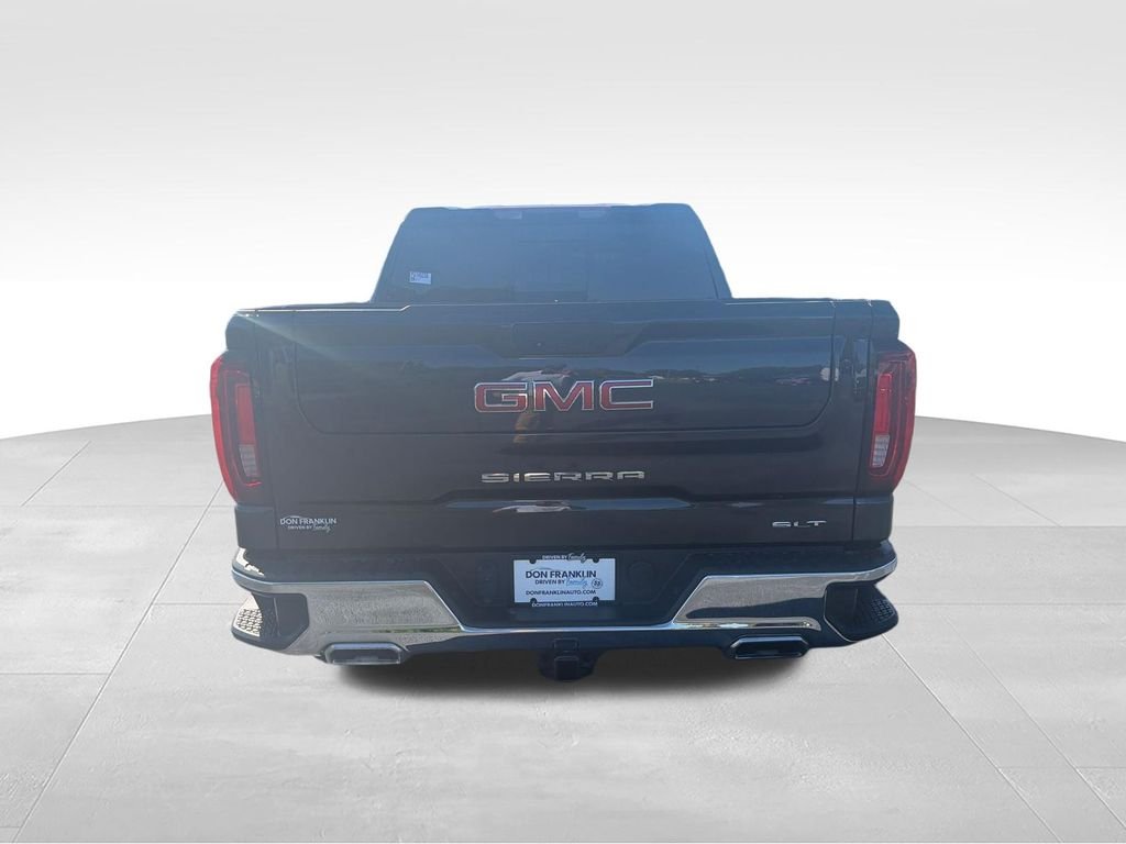 Used 2023 Silver GMC SLT image 17