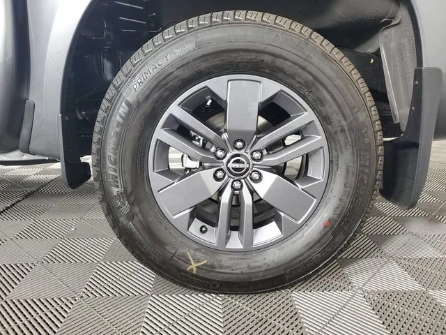 New 2025 Gun Metallic Nissan Crew Cab SV image 9