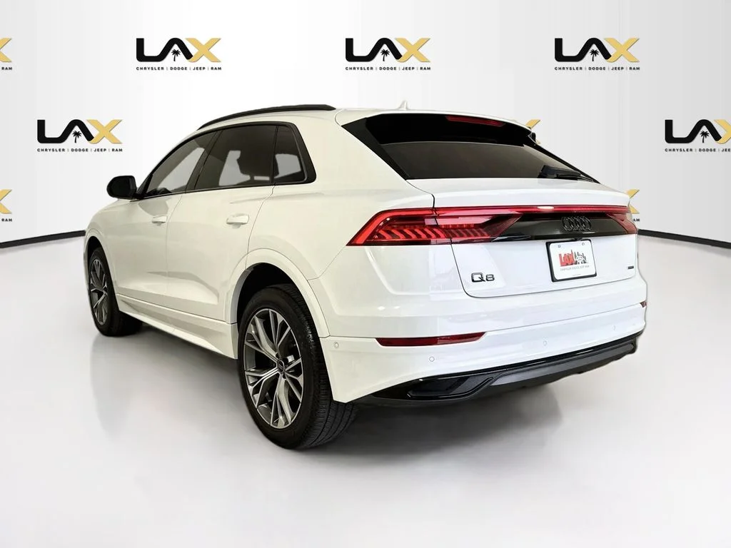 Used 2023 White Audi 55 Premium image 5