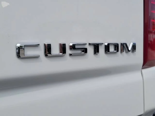 New 2026 Summit White Chevrolet Custom image 30
