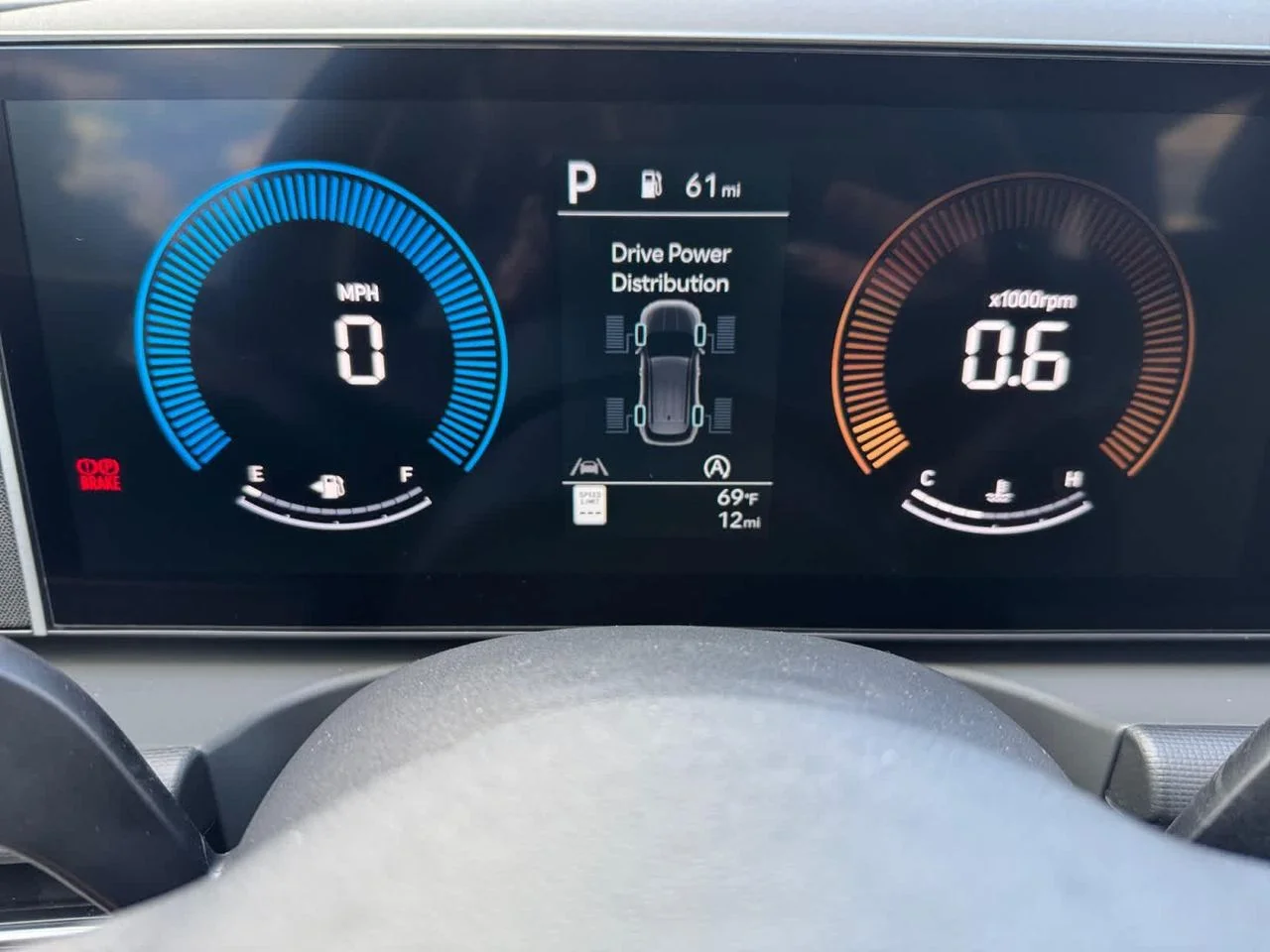 New 2026 White Hyundai SEL Plus AWD image 5