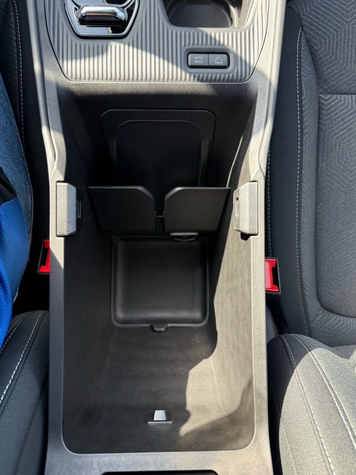 New 2026 Hydro Blue Pearlcoat Jeep Laredo image 19