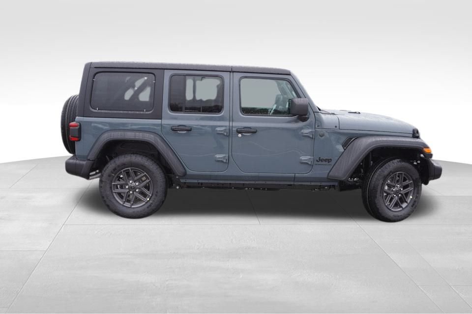 New 2025 Anvil Clear-Coat Exterior Paint Jeep Sport S image 2