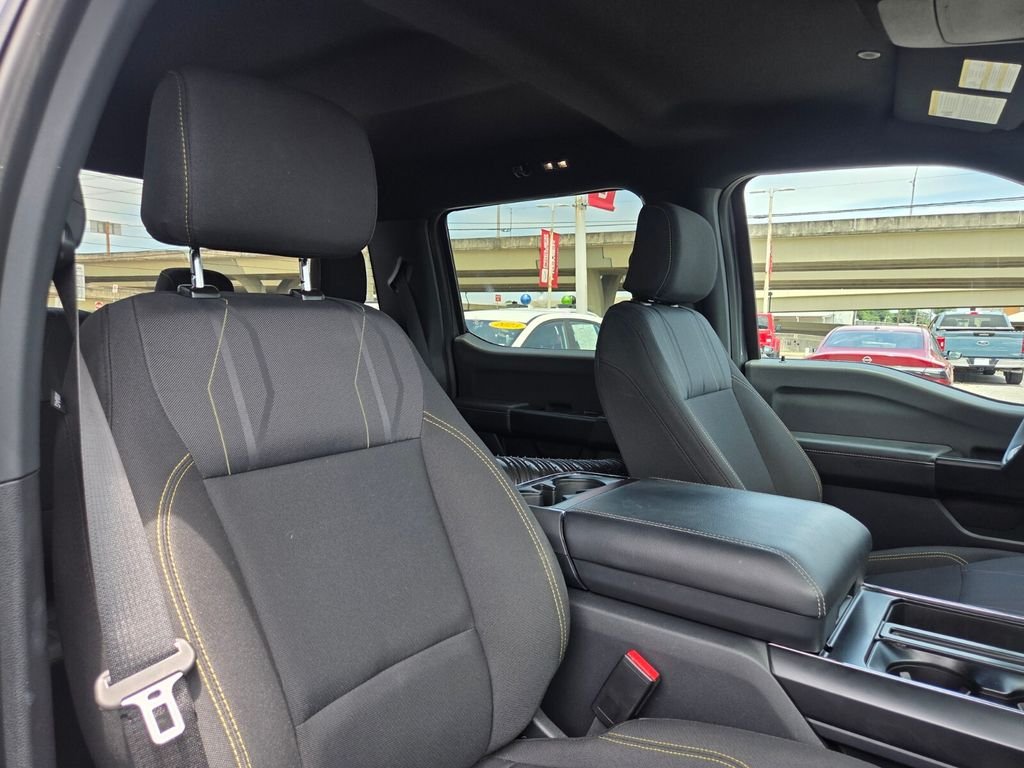 Used 2025 Gray Ford STX image 28