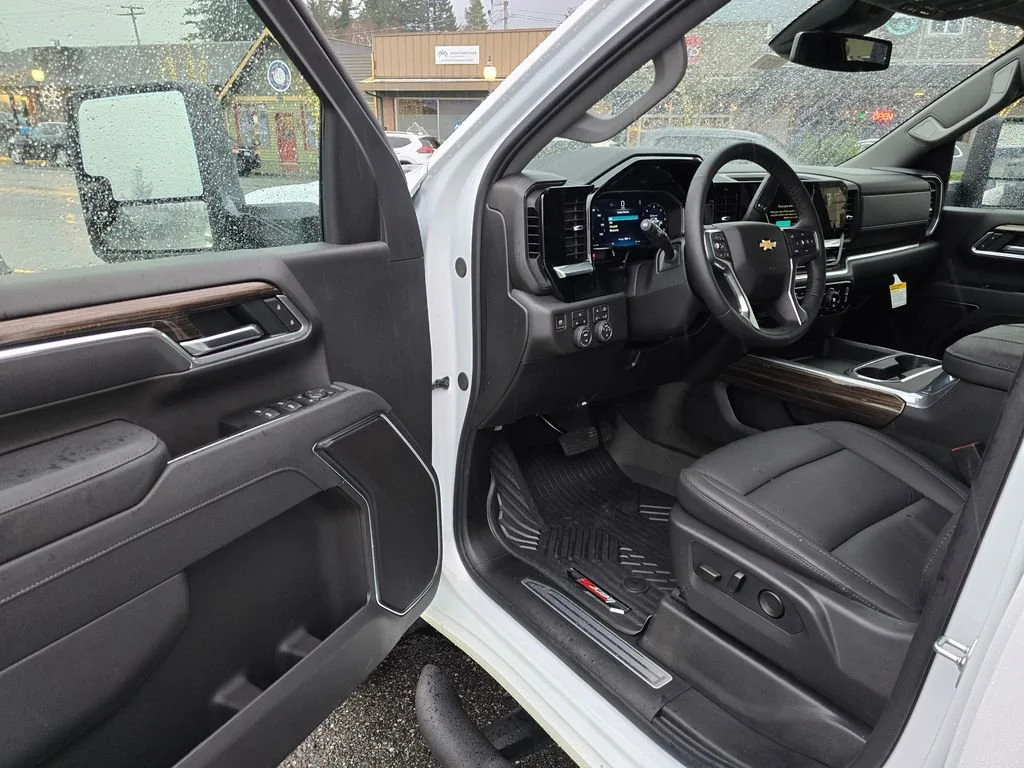 2026 Chevrolet Silverado 3500 HD LT - Photo 20