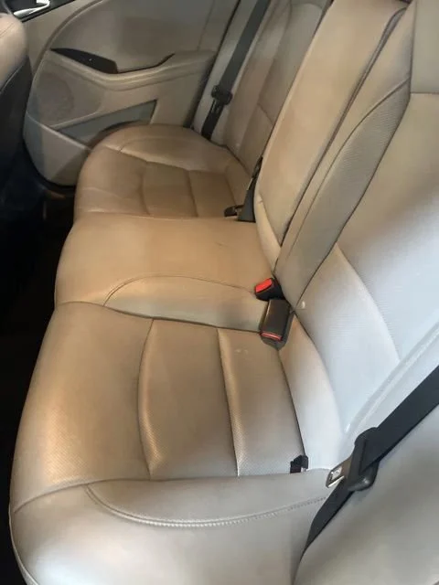 Used 2014 Bright Silver Kia EX image 7