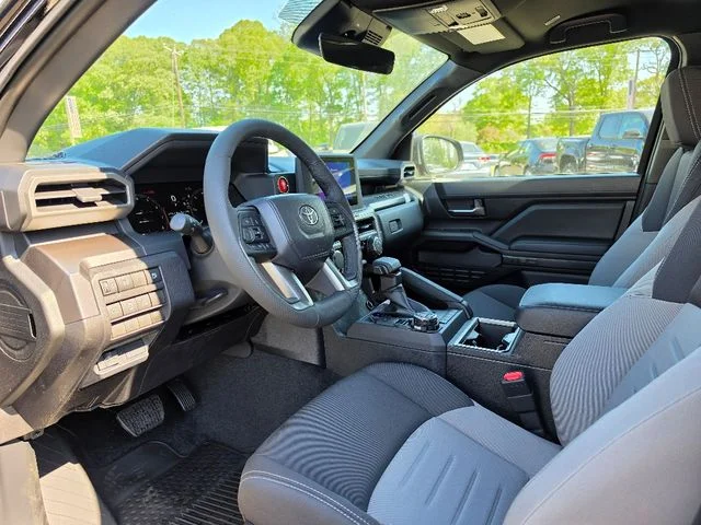 2026 Toyota Tacoma TRD Off Road - Photo 13