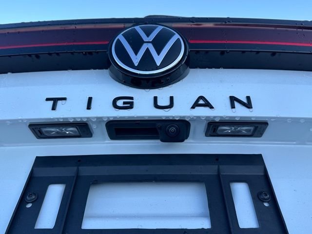 New 2026 Opal White W/Deep Black Roof Volkswagen 2.0T SE R-Line Black image 14