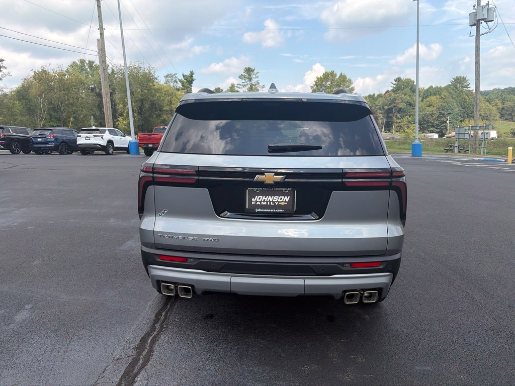 2027 Chevrolet Traverse LT - Photo 7