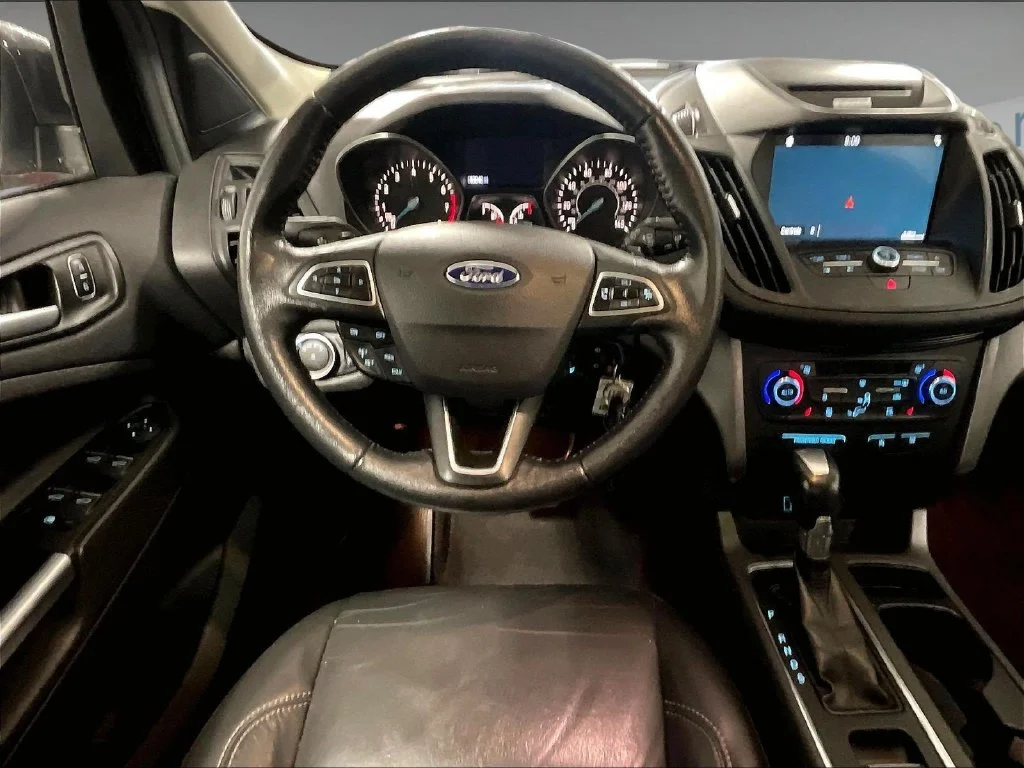 Used 2017 Gray Ford SE image 17