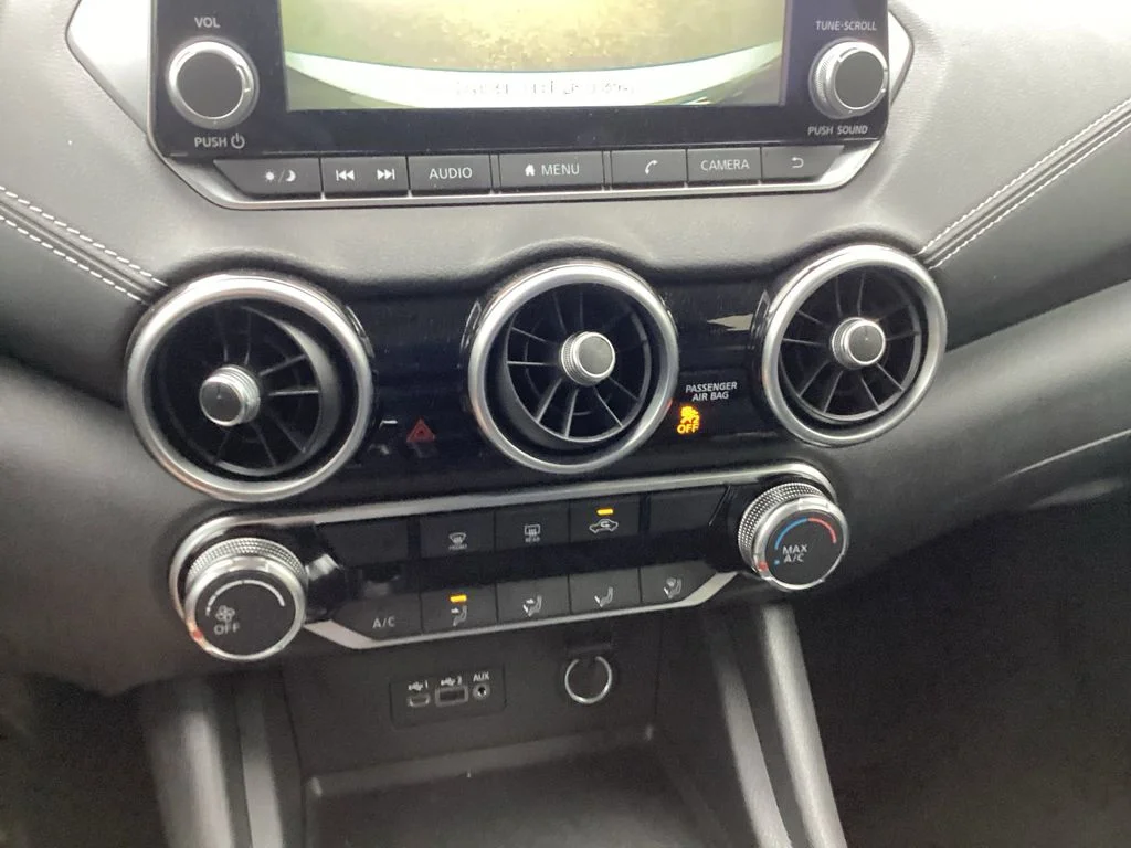 Used 2022 Gray Nissan SV image 32