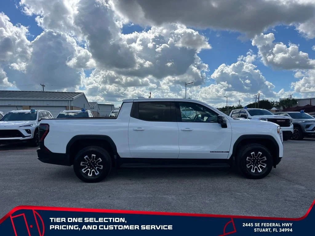 New 2026 Summit White GMC Elevation Extended Range image 7
