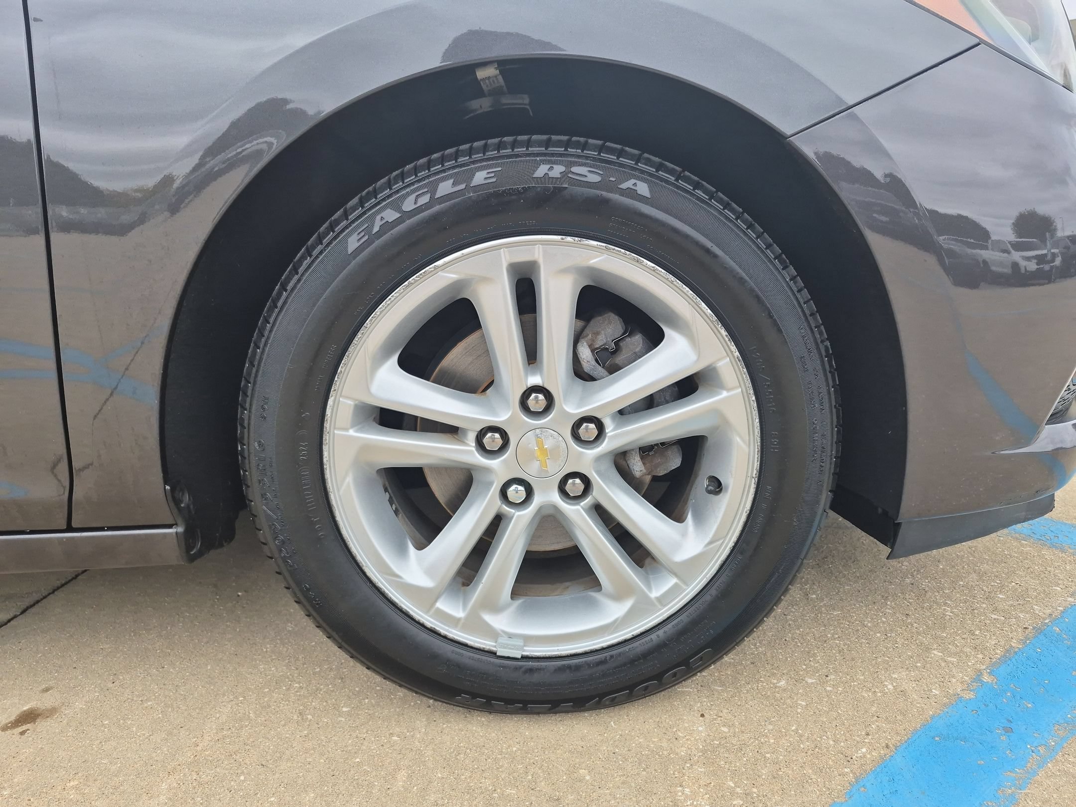 Used 2016 Tungsten Metallic Chevrolet LT image 32