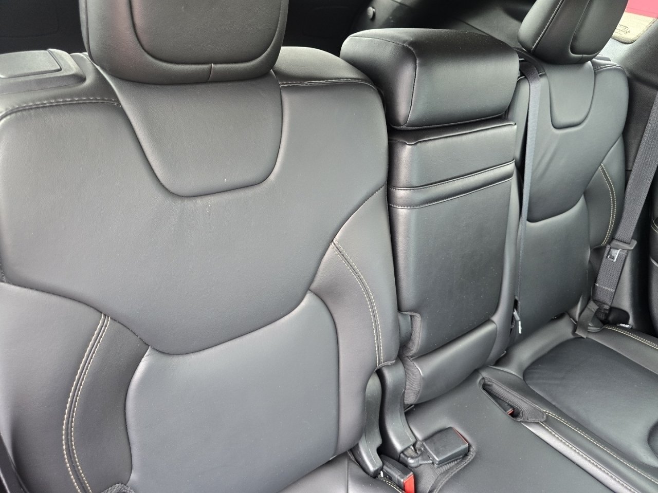 Used 2017 Red Jeep Limited image 21
