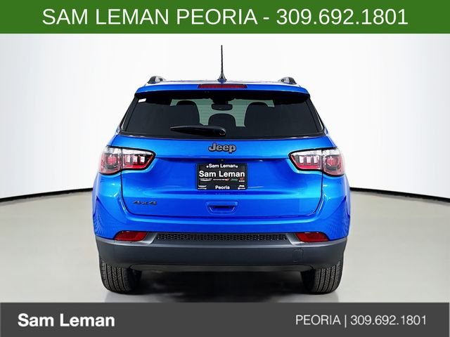 New 2026 Hydro Blue Pearlcoat Jeep Latitude image 6