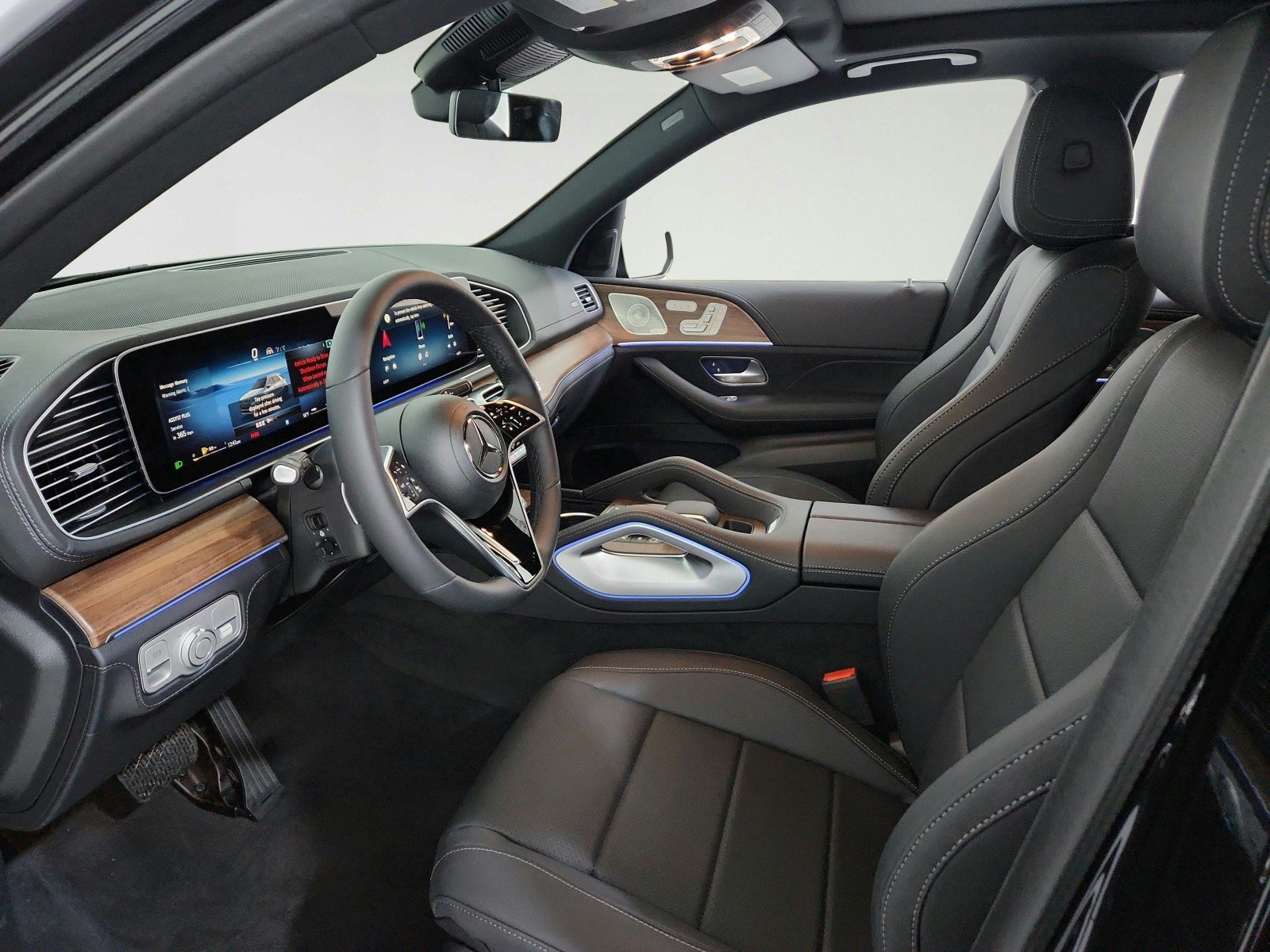 Certified Used 2026 Black Mercedes-Benz GLE 350 image 16