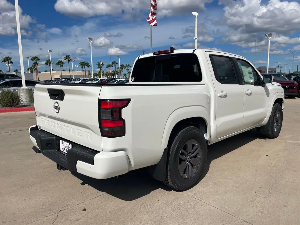 2026 Nissan Frontier SV - Photo 4