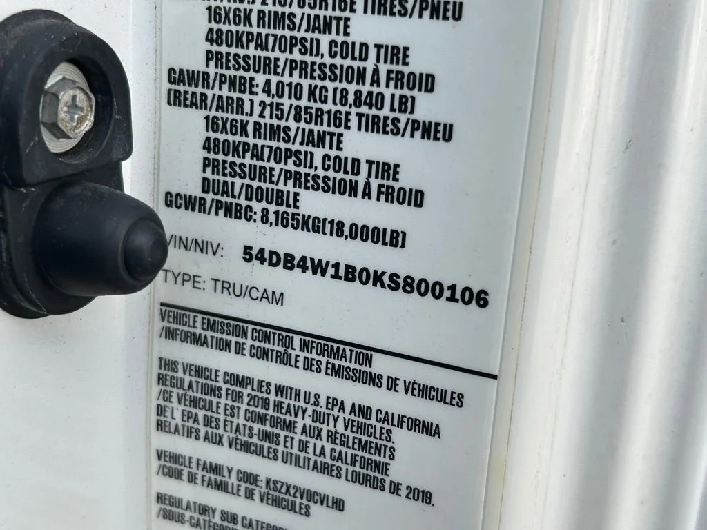 Used 2019 White OPEL NA image 32