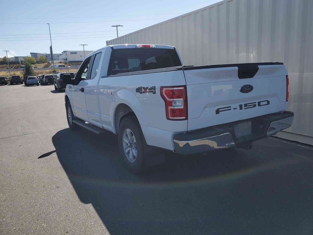 Used 2020 White Ford XL image 2