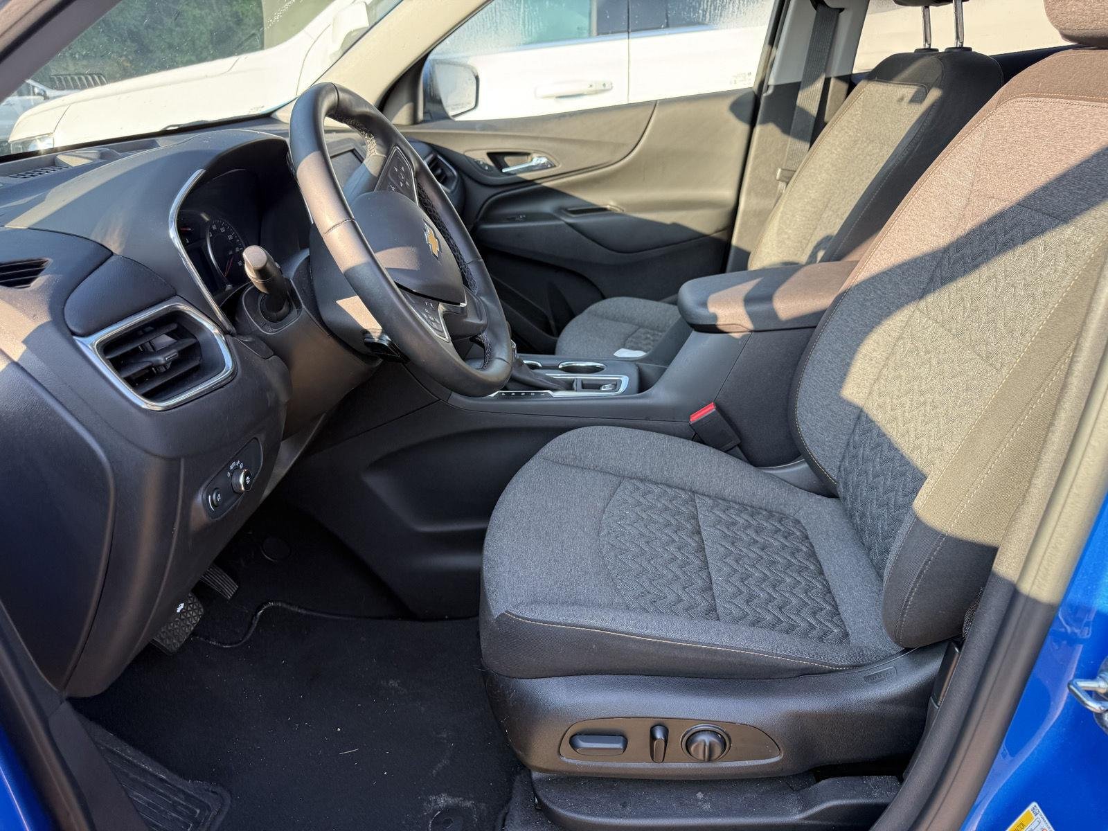 Used 2024 Riptide Blue Metallic Chevrolet LT image 9