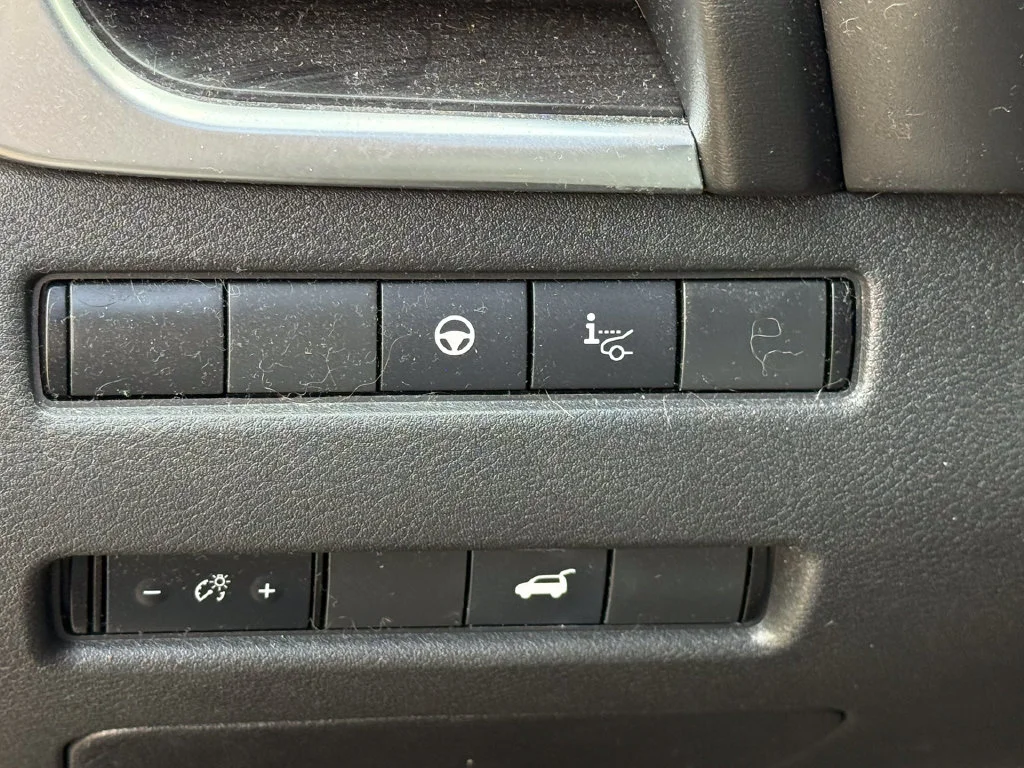 Used 2022 Boulder Gray Nissan Platinum image 22