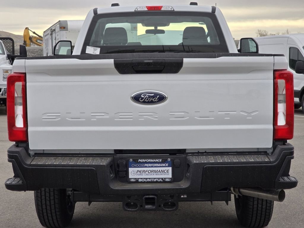New 2026 Oxford White Ford XL image 21