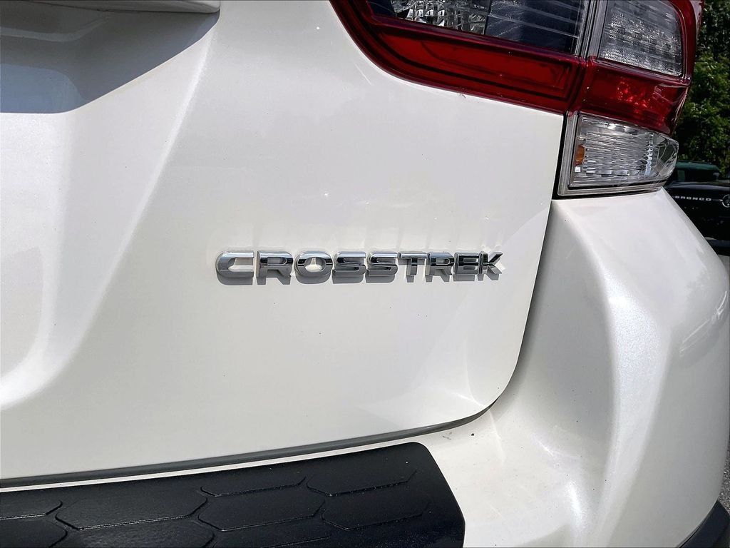 Used 2023 Crystal White Pearl Subaru Limited image 27