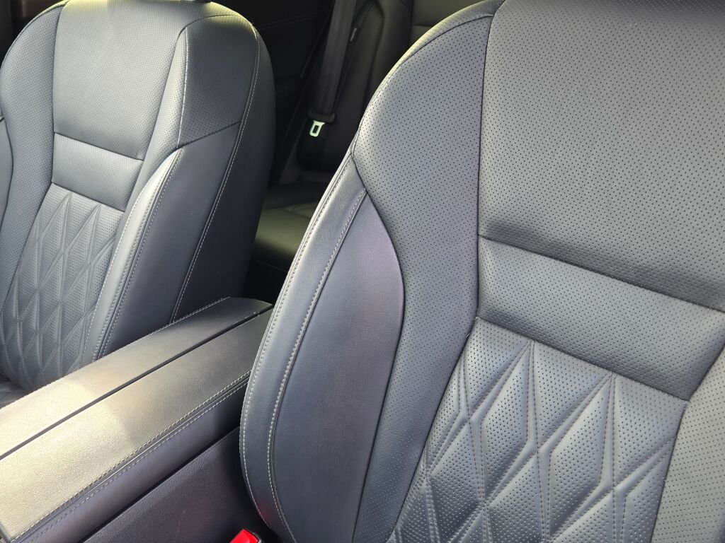 Certified Used 2023 Black Nissan Platinum image 24