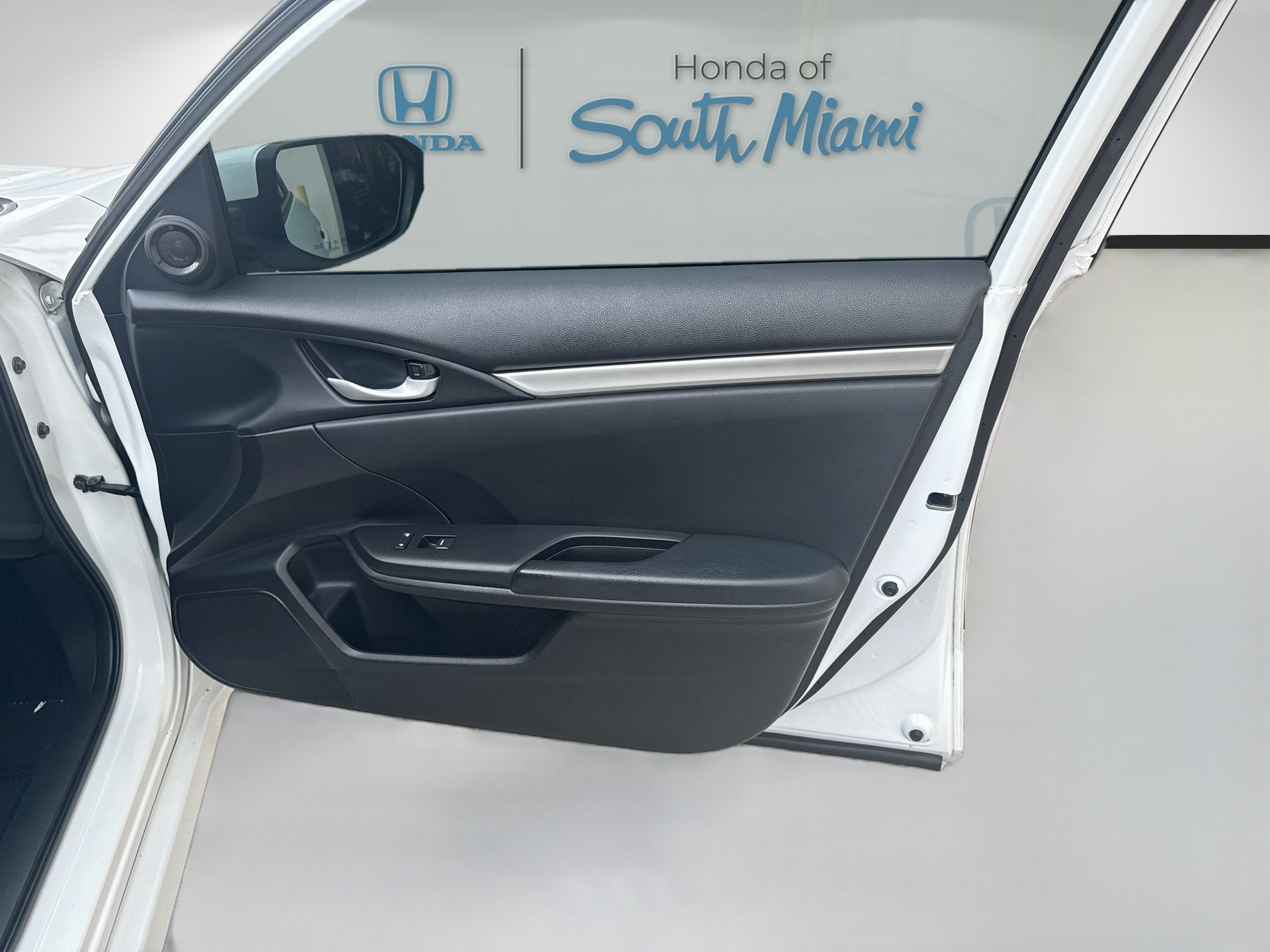 Used 2020 Platinum White Pearl Honda Sport image 32
